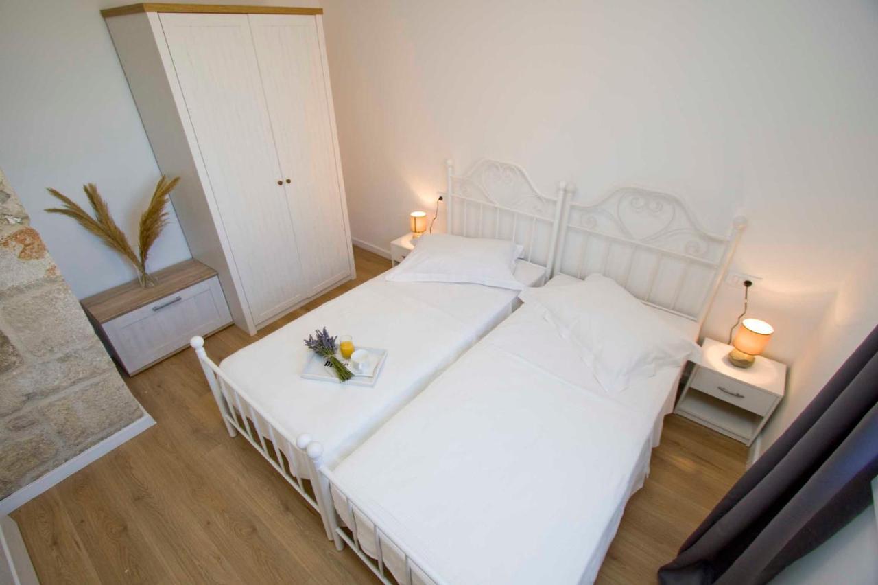 Apartmani Rustica Drasnice Buitenkant foto